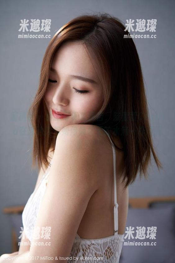 蜜桃社-陆萱萱Cecilia 蜜桃社 - 最新写真集预告,陆萱萱Cecilia在泳池教你如何像夏天的水滴一样闪闪发亮!