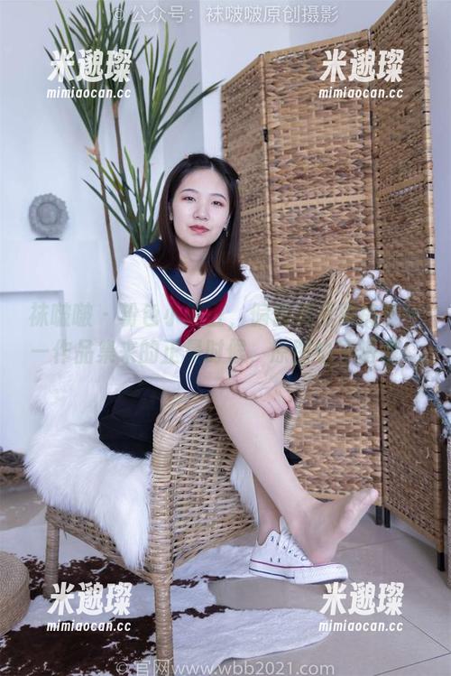 袜啵啵-小甜豆 袜啵啵 - 粉色小甜豆,偏偏就是要搞怪——作品集来的正是时候,原图也不错哦!