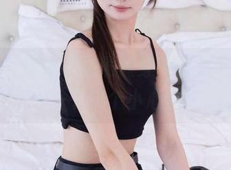 袜啵啵 – 连体衣在熊熊身上绽放，高清分享一下这个小心机！