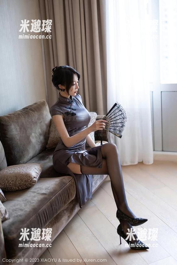 语画界 - 一份特别的“学妹”合集，周思乔betty的照片让我在思绪里游离，难以自拔。