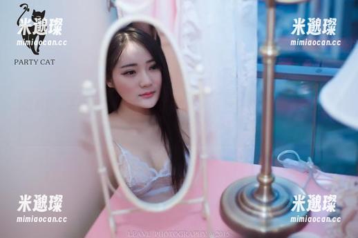 轰趴猫 - Ellie艾栗栗的女孩图包，不停地让我心里默默赞叹，就是很难形容的那种…