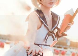 校园的金鱼yui——最新写真作品搅动了平静的水面。