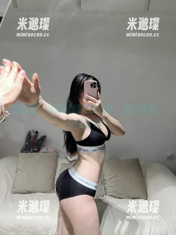 铁锤姐姐 微密圈 - 铁锤姐姐最新力作,黑色吊袜,你敢看吗?