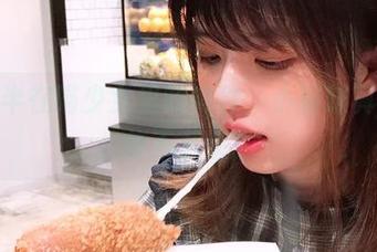 闪月半在喵少女里的种种，小猫咪真让人停不下来！