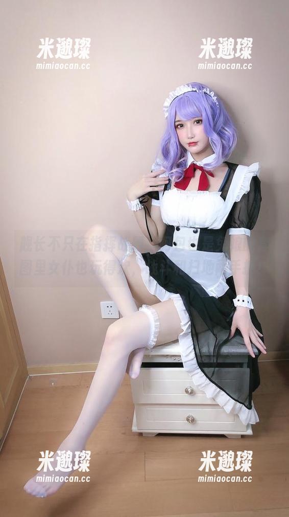 阿包也是兔娘 舰长不只在指挥战舰,阿包也是兔娘的套图里女仆也玩得欢,战斗和扫地两手抓!