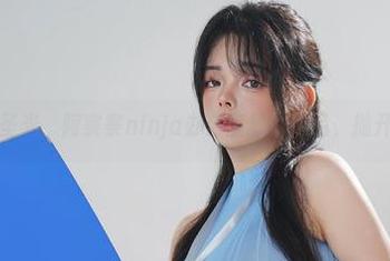 不惧无圣光，阿寨寨ninja办公室里的作品，抛开虚假！