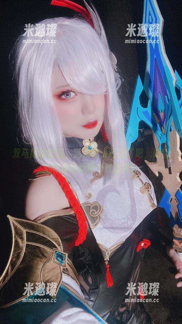 双马尾的雪猫，这次也太可爱了吧，咱们集体申请给她个代言吧！