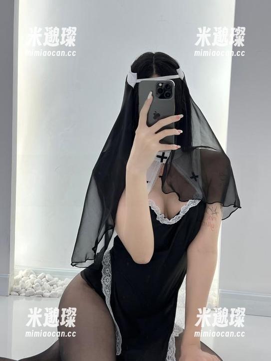 微密圈 - 黑丝兔女郎，鱼神鱼的私拍时光：原图简直耐人寻味……